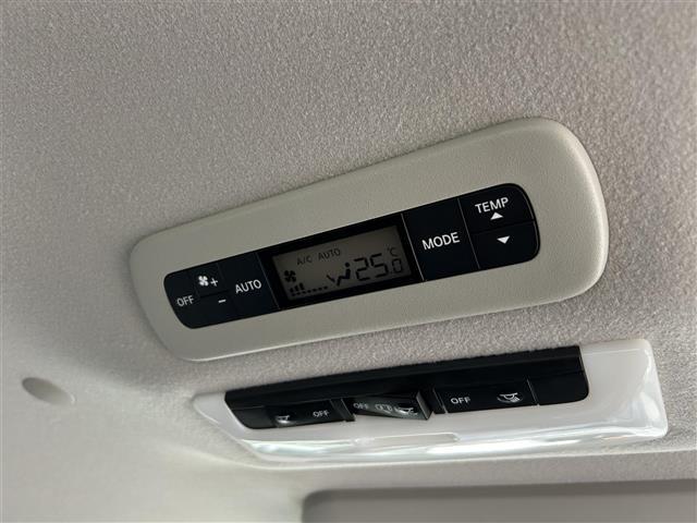 セレナ e-パワー ハイウェイスターV プロパイロット/純正10型ナビ/CD/DVD/ブルーレイ/Bluetooth/フルセグTV/両側電動スライドドア/フリップダウンモニター/追従クルコン/ビルトインETC/全周囲カメラ/オートハイビーム(29枚目)