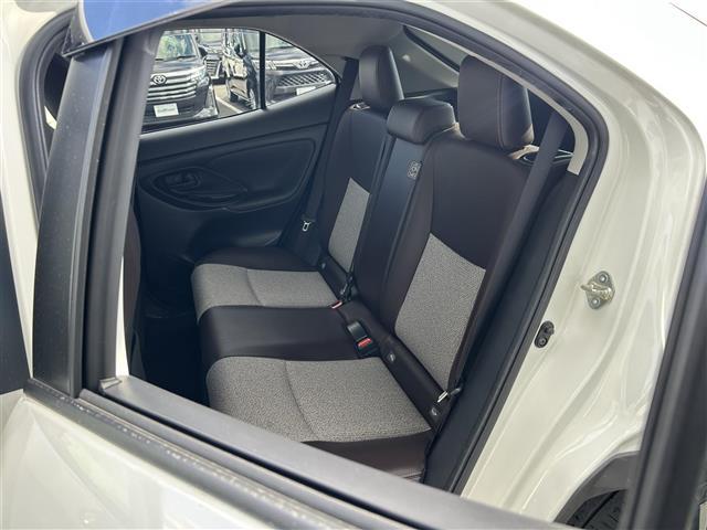 ヤリスクロス ハイブリッドZ 純正ディスプレイオーディオ フルセグ トヨタセーフティセンス マルチビューモニター ブラインドスポットモニター ハーフレザーシート シートヒーター パワーシート LEDヘッドライト フォグライト(30枚目)