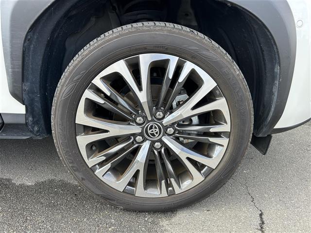 ヤリスクロス ハイブリッドZ 純正ディスプレイオーディオ フルセグ トヨタセーフティセンス マルチビューモニター ブラインドスポットモニター ハーフレザーシート シートヒーター パワーシート LEDヘッドライト フォグライト(42枚目)