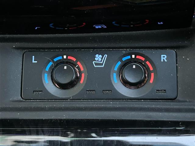 ヴェルファイア 2.5Z Gエディション トヨタセーフティーセンス/サンルーフ/社外11インチナビ/CD/DVD/Bluetooth/両側電動スライドドア/クルーズコントロール/バックカメラ/ドラレコ/LEDヘッドライト/オートハイビーム/(9枚目)