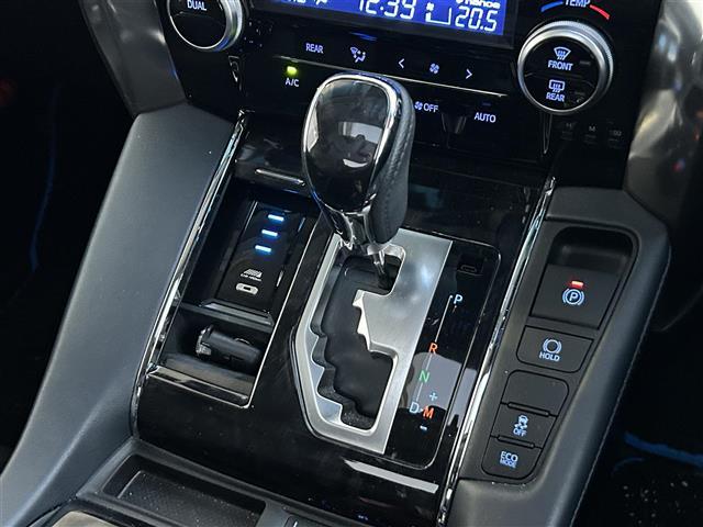 ヴェルファイア 2.5Z Gエディション トヨタセーフティーセンス/サンルーフ/社外11インチナビ/CD/DVD/Bluetooth/両側電動スライドドア/クルーズコントロール/バックカメラ/ドラレコ/LEDヘッドライト/オートハイビーム/(17枚目)