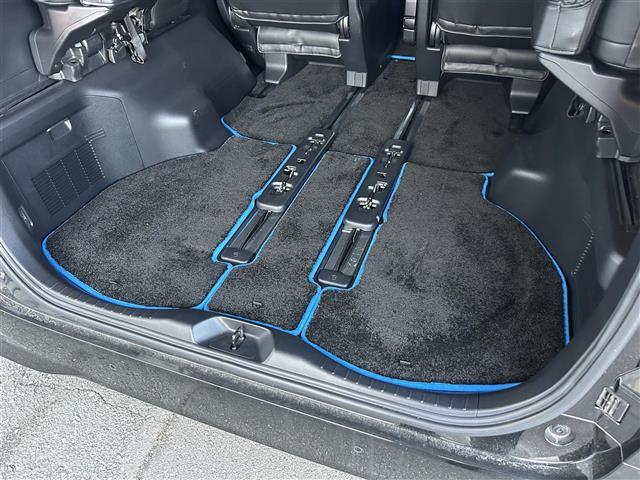 ヴェルファイア 2.5Z Gエディション トヨタセーフティーセンス/サンルーフ/社外11インチナビ/CD/DVD/Bluetooth/両側電動スライドドア/クルーズコントロール/バックカメラ/ドラレコ/LEDヘッドライト/オートハイビーム/(29枚目)