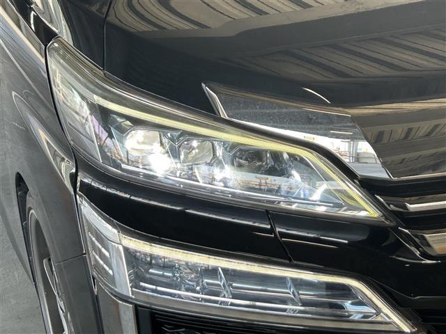 ヴェルファイア 2.5Z Gエディション トヨタセーフティーセンス/サンルーフ/社外11インチナビ/CD/DVD/Bluetooth/両側電動スライドドア/クルーズコントロール/バックカメラ/ドラレコ/LEDヘッドライト/オートハイビーム/(41枚目)