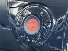 【　オートエアコン　】車内温度を感知して自動で温度調整をしてくれるのでいつでも快適な車内空間を創り上げます！ 3
