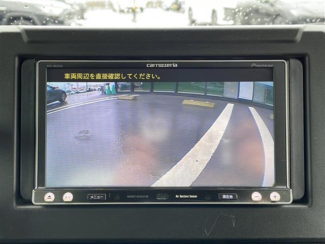 ＸＣ　社外ナビ　バックカメラ　クルーズコントロール　衝突軽減ブレーキ　レーンキープアシスト　横滑り防止装置　盗難防止装置　　ダウンヒルアシスト　シートヒーター　革巻きステアリング　ＬＥＤヘッドライト　タ－ボ(4枚目)