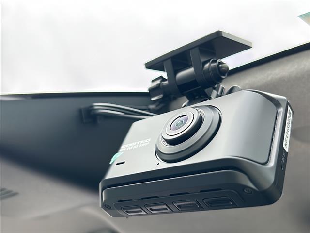 ルーミー カスタムＧ－Ｔ　純正９型ナビ／フルセグＴＶ／バックカメラ／両側パワースライドドア／ターボ／シートヒーター／ドライブレコーダー／純正フロアマット／純正ＡＷ／ＥＴＣ／ＵＳＢ／Ｂｌｕｅ　ｔｏｏｔｈ／クルーズコントロール（5枚目）