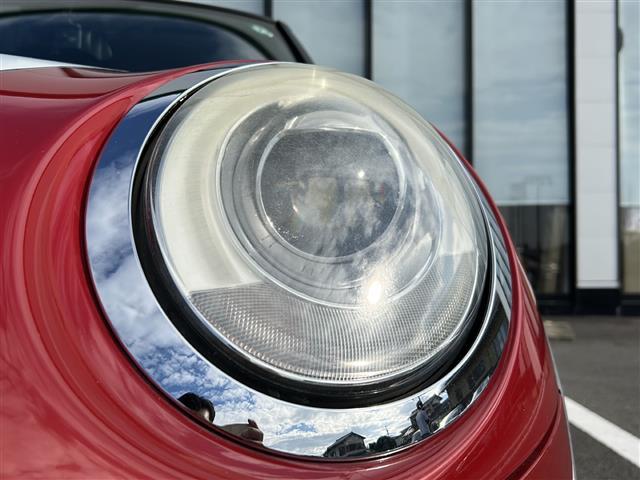 ＭＩＮＩ クーパー　純正ナビ／バックカメラ／ツートンカラー／レーダー探知機／ＭＴモード付ＡＴ／ＵＳＢ入力端子／Ｂｌｕｅｔｏｏｔｈ接続／ドライブレコーダー／純正アルミホイール／社外フロアマット／オートエアコン／スマートキー（37枚目）