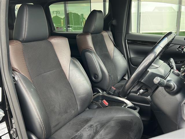 アルファード 2.5S Aパッケージ タイプブラック 純正ナビ/バックモニター/フルセグテレビ/ハーフレザーシート/両側パワースライドドア/ドアバイザー/オットマン/ドライブレコーダー/ビルトインETC/LEDヘッドライト/電動リアゲート/スマートキー(23枚目)