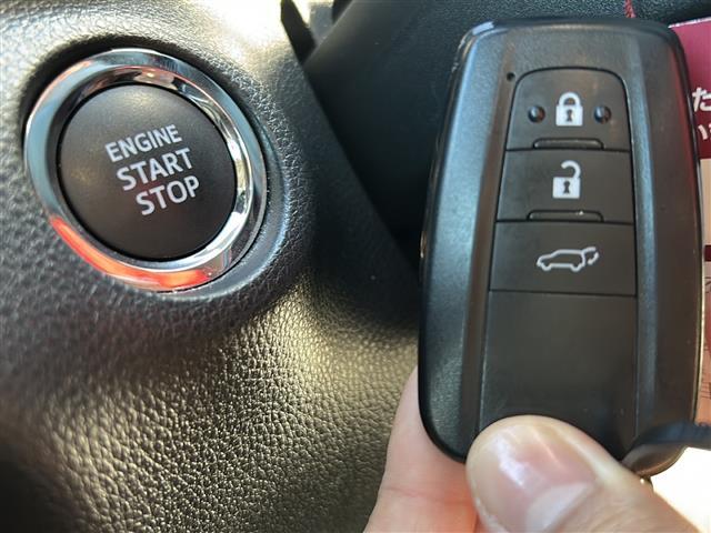 RAV4 G 禁煙車/純正マルチメディア/デジタルインナーミラー/バックカメラ/フルセグテレビ/前後コーナーセンサー/レーンキープアシスト/レーダークルーズコントロール/コンビネーションシート/ステアリングヒーター(19枚目)