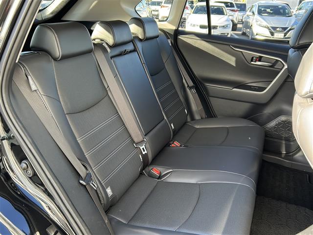 RAV4 G 禁煙車/純正マルチメディア/デジタルインナーミラー/バックカメラ/フルセグテレビ/前後コーナーセンサー/レーンキープアシスト/レーダークルーズコントロール/コンビネーションシート/ステアリングヒーター(24枚目)