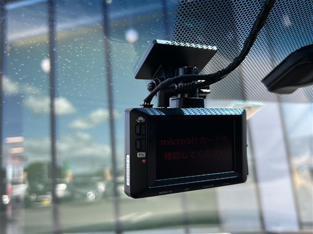 CR-Z αブラックレーベル スマートキー/ドライブレコーダー/禁煙車/クルーズコントロール/純正フロアマット/社外アルミホイール/ハロゲンヘッドライト/スタッドレスタイヤ(純正アルミホイール)/フォグランプ/オートライト/ETC(12枚目)