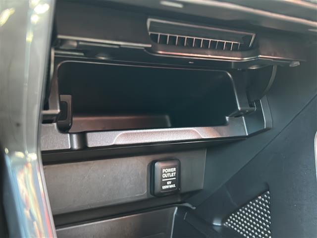 CR-Z αブラックレーベル スマートキー/ドライブレコーダー/禁煙車/クルーズコントロール/純正フロアマット/社外アルミホイール/ハロゲンヘッドライト/スタッドレスタイヤ(純正アルミホイール)/フォグランプ/オートライト/ETC(18枚目)