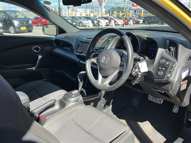 CR-Z αブラックレーベル スマートキー/ドライブレコーダー/禁煙車/クルーズコントロール/純正フロアマット/社外アルミホイール/ハロゲンヘッドライト/スタッドレスタイヤ(純正アルミホイール)/フォグランプ/オートライト/ETC(21枚目)