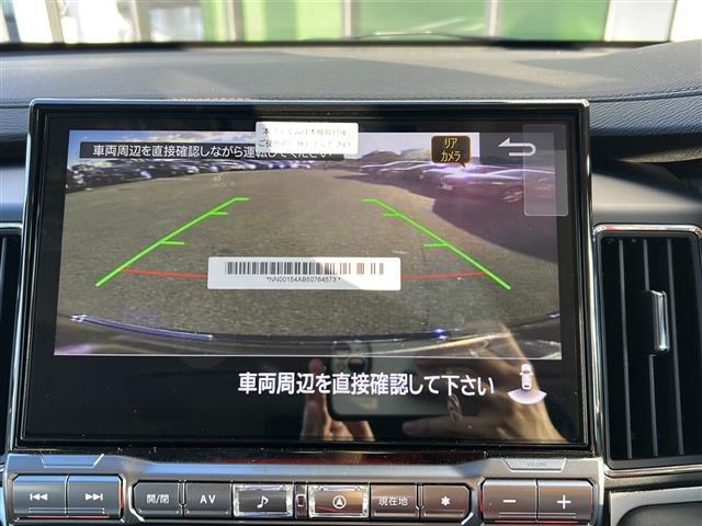 デリカD:5 ブラックエディション 純正10インチナビ/フルセグ/4WD/禁煙車/パドルシフト/レザーシート/クルーズコントロール/両側パワースライドドア/プッシュスタート/フォグランプ/後席モニター/LEDヘッドライト(6枚目)