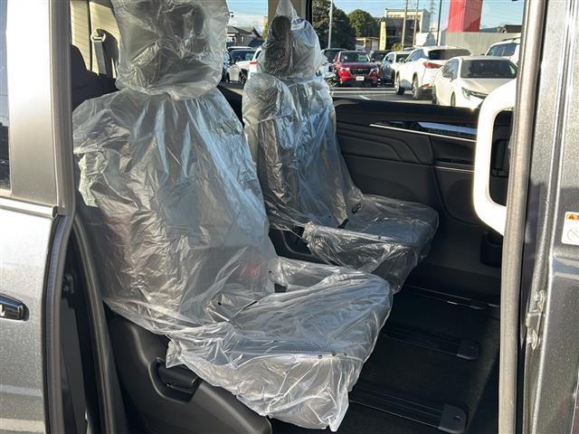 デリカD:5 ブラックエディション 純正10インチナビ/フルセグ/4WD/禁煙車/パドルシフト/レザーシート/クルーズコントロール/両側パワースライドドア/プッシュスタート/フォグランプ/後席モニター/LEDヘッドライト(35枚目)