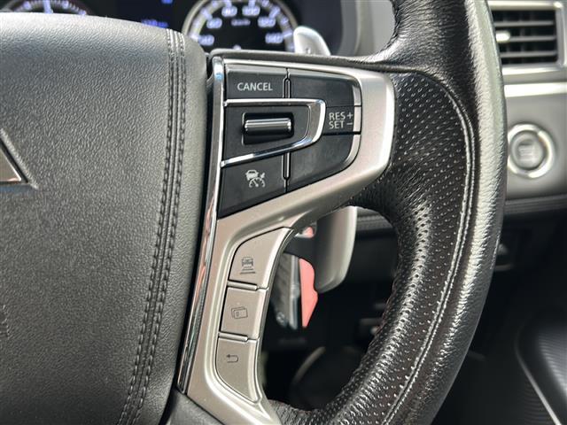 デリカD:5 G パワーパッケージ 社外9インチナビ/フルセグ/パドルシフト/ディーゼルターボ/ドアバイザー/ETC/禁煙車/シートヒーター/エアシート/両側パワースライドドア/パワーシート/4WD/スマートキー/プッシュスタート SD(12枚目)