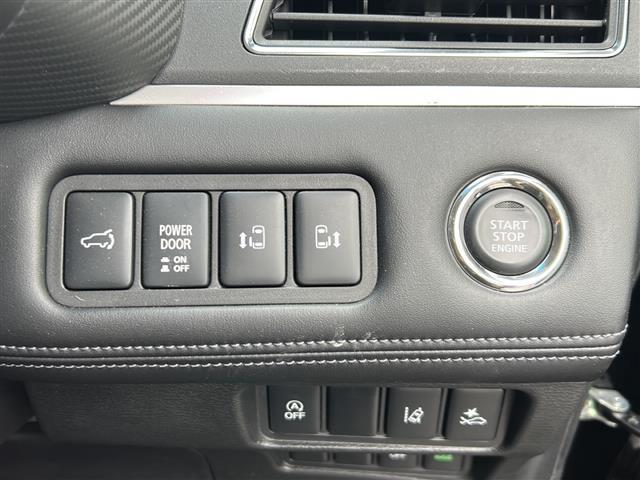 デリカD:5 G パワーパッケージ 社外9インチナビ/フルセグ/パドルシフト/ディーゼルターボ/ドアバイザー/ETC/禁煙車/シートヒーター/エアシート/両側パワースライドドア/パワーシート/4WD/スマートキー/プッシュスタート SD(14枚目)