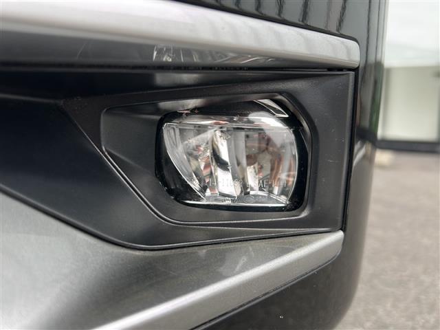 デリカD:5 G パワーパッケージ 社外9インチナビ/フルセグ/パドルシフト/ディーゼルターボ/ドアバイザー/ETC/禁煙車/シートヒーター/エアシート/両側パワースライドドア/パワーシート/4WD/スマートキー/プッシュスタート SD(31枚目)