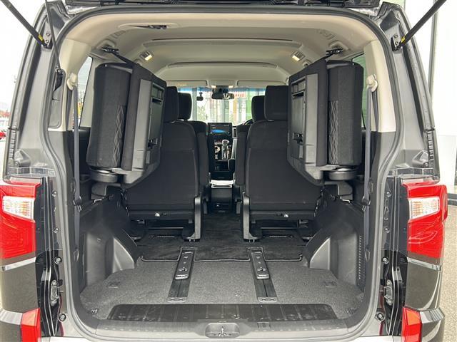 デリカD:5 G パワーパッケージ 社外9インチナビ/フルセグ/パドルシフト/ディーゼルターボ/ドアバイザー/ETC/禁煙車/シートヒーター/エアシート/両側パワースライドドア/パワーシート/4WD/スマートキー/プッシュスタート SD(35枚目)