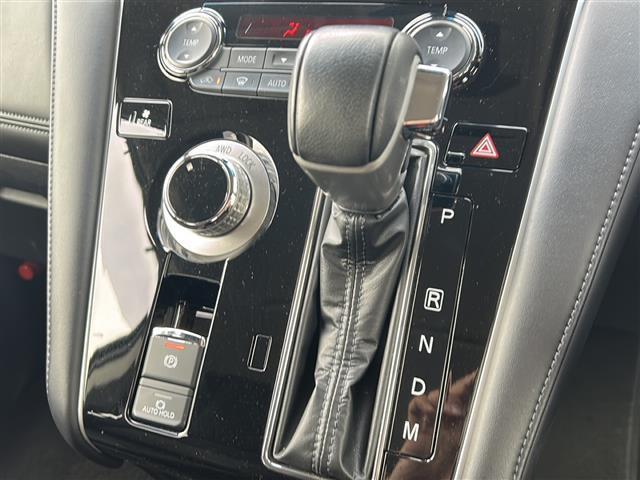 デリカD:5 G パワーパッケージ 社外9インチナビ/フルセグ/パドルシフト/ディーゼルターボ/ドアバイザー/ETC/禁煙車/シートヒーター/エアシート/両側パワースライドドア/パワーシート/4WD/スマートキー/プッシュスタート SD(36枚目)