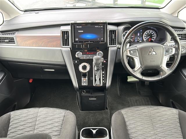 デリカD:5 G パワーパッケージ 社外9インチナビ/フルセグ/パドルシフト/ディーゼルターボ/ドアバイザー/ETC/禁煙車/シートヒーター/エアシート/両側パワースライドドア/パワーシート/4WD/スマートキー/プッシュスタート SD(42枚目)