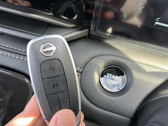 セレナ e-パワー ハイウェイスターV 後席モニター/全方位カメラ/フルセグTV/純正ディスプレイオーディオ/両側パワースライドドア/クルーズコントロール/レーンキープアシスト/コーナーセンサー/純正アルミホイール/ハーフレザーシート(38枚目)