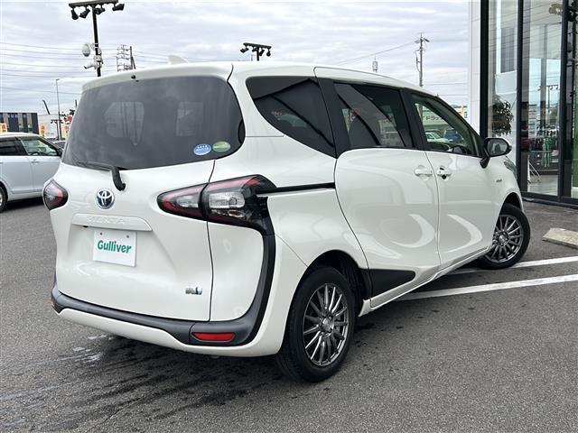 シエンタ G クエロ 純正7インチナビ/バックモニター/フルセグテレビ/両側パワースライドドア/トヨタセーフティセンス/社外アルミホイール/純正フロアマット/LEDヘッドライト/ハーフレザーシート/オレンジステッチ/ETC(31枚目)