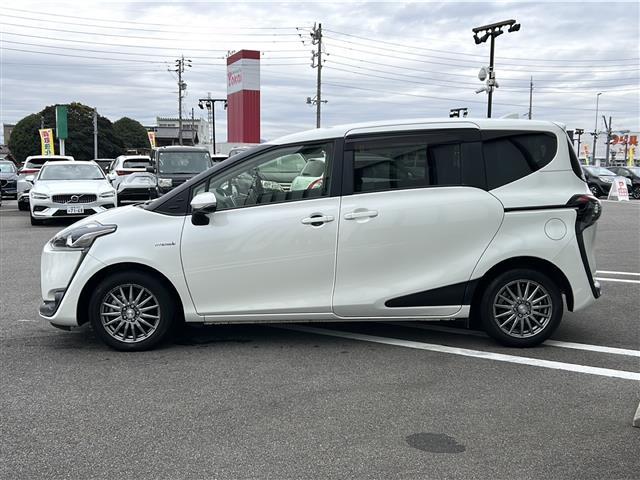 シエンタ G クエロ 純正7インチナビ/バックモニター/フルセグテレビ/両側パワースライドドア/トヨタセーフティセンス/社外アルミホイール/純正フロアマット/LEDヘッドライト/ハーフレザーシート/オレンジステッチ/ETC(32枚目)