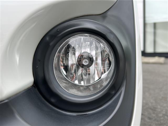 シエンタ G クエロ 純正7インチナビ/バックモニター/フルセグテレビ/両側パワースライドドア/トヨタセーフティセンス/社外アルミホイール/純正フロアマット/LEDヘッドライト/ハーフレザーシート/オレンジステッチ/ETC(38枚目)