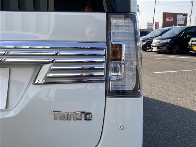 タント カスタムX トップエディションVS SAIII 純正8型ナビ/全方位カメラ/フルセグTV/両側パワースライドドア/ハーフレザーシート/ドライブレコーダー/USB/ETC/Blue tooth/純正フロアマット/純正アルミホイール/ドアバイザー(37枚目)