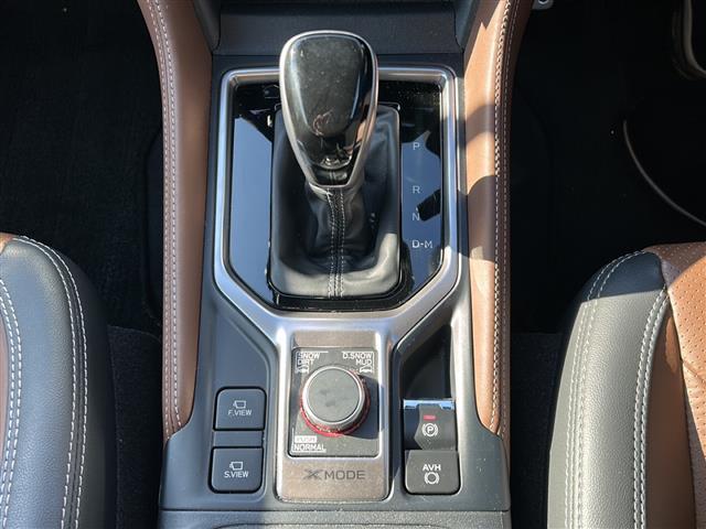 フォレスター アドバンス デジタルインナーミラー/純正ナビ/4WD/アイサイト/フルセグTV/クルーズコントロール/バックカメラ/レザーシート/シートヒーター/ステアリングヒーター/純正アルミホイール/ビルトインETC/禁煙車(19枚目)