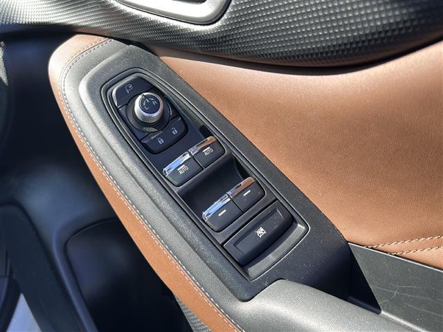 フォレスター アドバンス デジタルインナーミラー/純正ナビ/4WD/アイサイト/フルセグTV/クルーズコントロール/バックカメラ/レザーシート/シートヒーター/ステアリングヒーター/純正アルミホイール/ビルトインETC/禁煙車(23枚目)