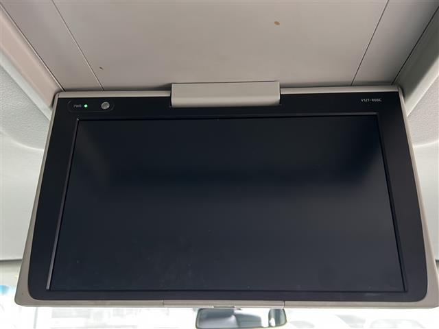 ヴェルファイア ２．５Ｚ　Ｇエディション　純正１０インチナビ／１２インチフリップダウンモニタ／フルセグ／シートヒーター／エアシート／バックカメラ／オートマチックハイビーム／ＤＶＤ再生機能／トヨタセーフティセンス／ビルトインＥＴＣ／スマートキー（5枚目）