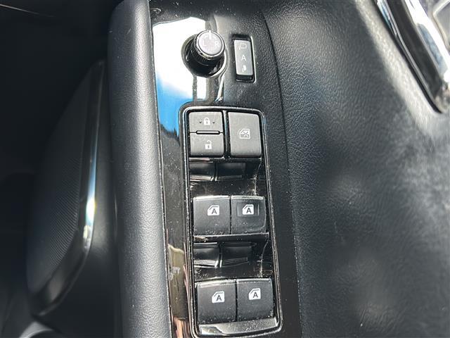 ヴェルファイア ２．５Ｚ　Ｇエディション　純正１０インチナビ／１２インチフリップダウンモニタ／フルセグ／シートヒーター／エアシート／バックカメラ／オートマチックハイビーム／ＤＶＤ再生機能／トヨタセーフティセンス／ビルトインＥＴＣ／スマートキー（19枚目）