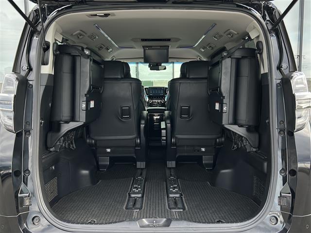 ヴェルファイア ２．５Ｚ　Ｇエディション　純正１０インチナビ／１２インチフリップダウンモニタ／フルセグ／シートヒーター／エアシート／バックカメラ／オートマチックハイビーム／ＤＶＤ再生機能／トヨタセーフティセンス／ビルトインＥＴＣ／スマートキー（26枚目）