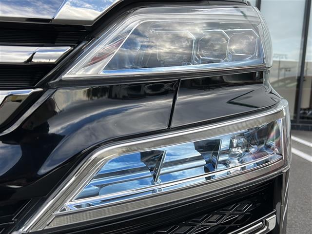 ヴェルファイア ２．５Ｚ　Ｇエディション　純正１０インチナビ／１２インチフリップダウンモニタ／フルセグ／シートヒーター／エアシート／バックカメラ／オートマチックハイビーム／ＤＶＤ再生機能／トヨタセーフティセンス／ビルトインＥＴＣ／スマートキー（30枚目）