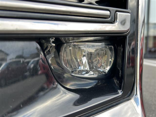 ヴェルファイア ２．５Ｚ　Ｇエディション　純正１０インチナビ／１２インチフリップダウンモニタ／フルセグ／シートヒーター／エアシート／バックカメラ／オートマチックハイビーム／ＤＶＤ再生機能／トヨタセーフティセンス／ビルトインＥＴＣ／スマートキー（32枚目）