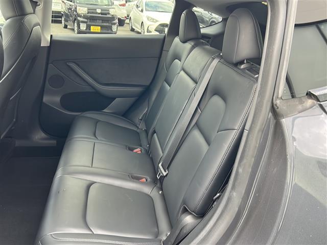 モデルY パフォーマンス パノラマルーフ/オートパイロット/禁煙車/純正ディスプレイオーディオ/パーキングアシスト/レザーシート/シートヒーター/バックカメラ/サイドカメラ/クルーズコントロール/レーンキープアシスト/4WD(20枚目)