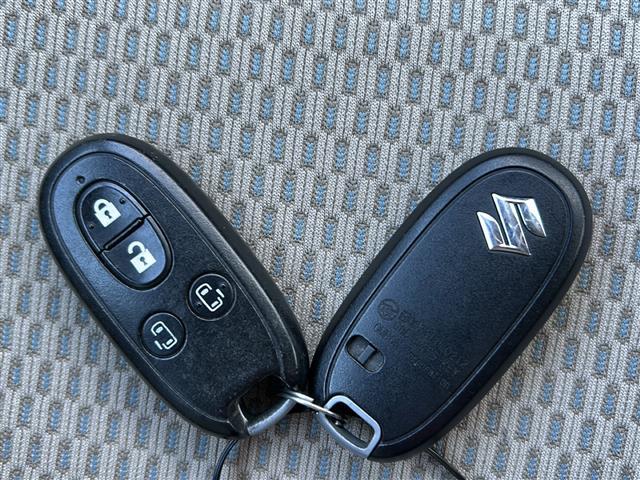 エブリイワゴン ＰＺターボスペシャル　純正ナビ／フルセグ／バックカメラ／両側パワースライドドア／スズキセーフティサポート／ドライブレコーダー前方／純正１４アルミホイール／禁煙車／スマートキー／スペアキー１本／ＥＴＣ／オートステップ　ＥＳＣ（11枚目）