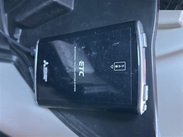 エブリイワゴン ＰＺターボスペシャル　純正ナビ／フルセグ／バックカメラ／両側パワースライドドア／スズキセーフティサポート／ドライブレコーダー前方／純正１４アルミホイール／禁煙車／スマートキー／スペアキー１本／ＥＴＣ／オートステップ　ＥＳＣ（13枚目）
