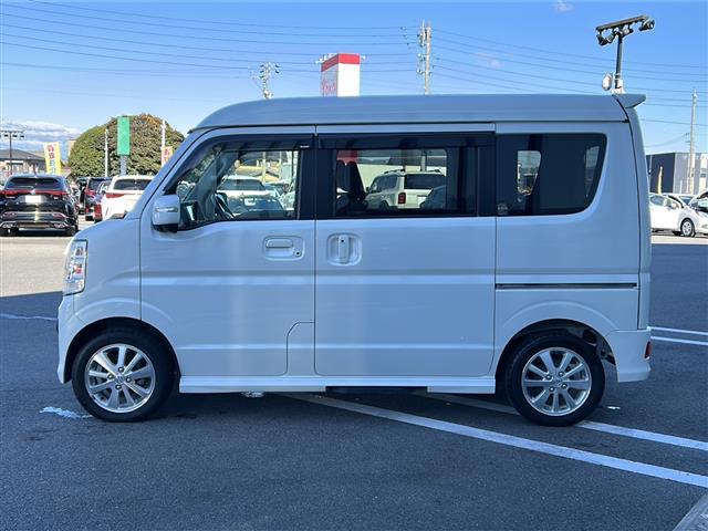 エブリイワゴン ＰＺターボスペシャル　純正ナビ／フルセグ／バックカメラ／両側パワースライドドア／スズキセーフティサポート／ドライブレコーダー前方／純正１４アルミホイール／禁煙車／スマートキー／スペアキー１本／ＥＴＣ／オートステップ　ＥＳＣ（31枚目）