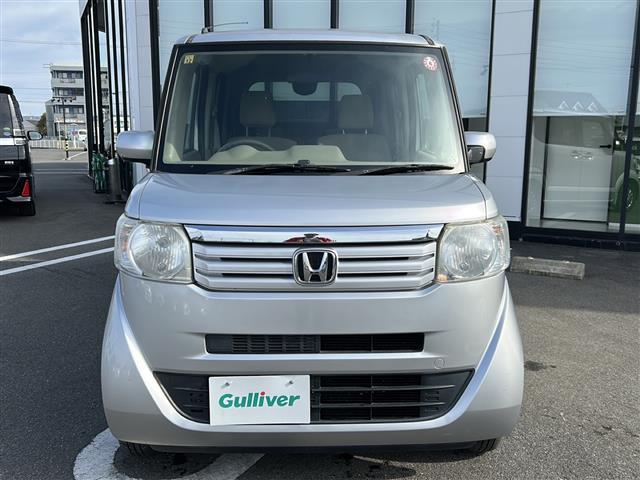 N-BOX G オーディオ/CD/USB/両側パワースライドドア/プッシュスタート/スマートキー/純正フロアマット/ドアバイザー/アルミホイール/ベンチシート/横滑り防止装置/オートエアコン/ハロゲンヘッドライト(31枚目)