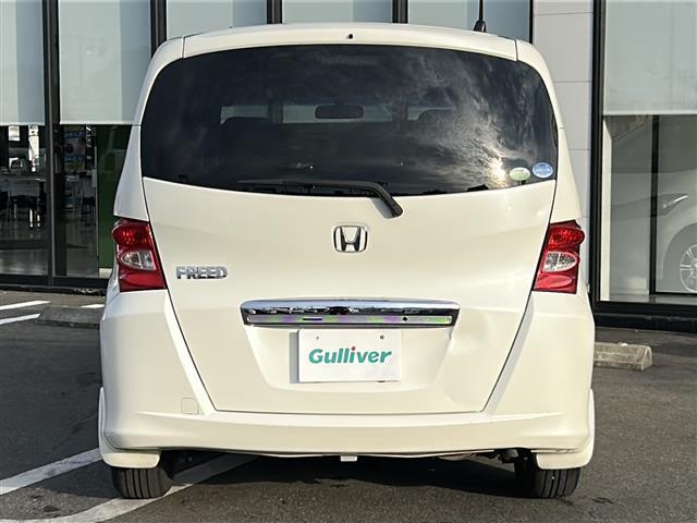 フリード Ｇ　ジャストセレクション　社外７インチナビ／両側パワースライドドア／ワンセグＴＶ／ウィンカーミラー／社外アルミホイール／キセノンヘッドライト／純正フロアマット／ウォークスルー／３列シート／Ｂｌｕｅｔｏｏｔｈ接続／スマートキー／（36枚目）