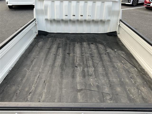 ハイゼットトラック エアコン・パワステ スペシャル 5速マニュアル/4WD/ケンウッドオーディオ/サマータイヤ車載/純正フロアマット/サイドドアバイザー/ケンウッドオーディオ/CD/AUX/パワーステアリング/エアコン/パワーウィンドウ/エアバック(36枚目)