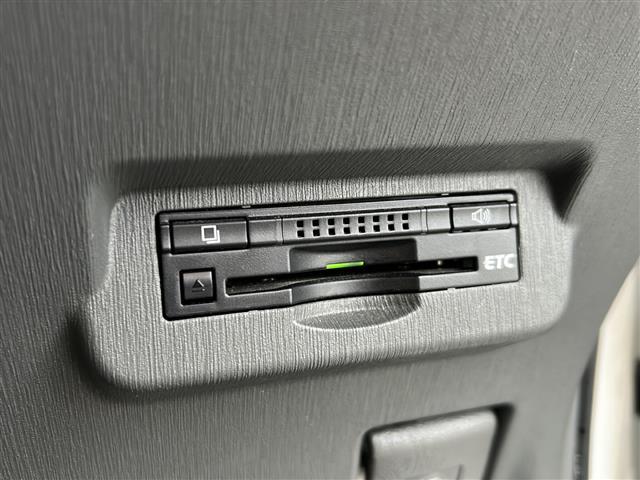 気になる車はすぐにお問い合わせください！画面右側の００６６から始まる無料ダイヤルからお問い合わせ下さい！専門スタッフがお車のご質問にお答えいたします！