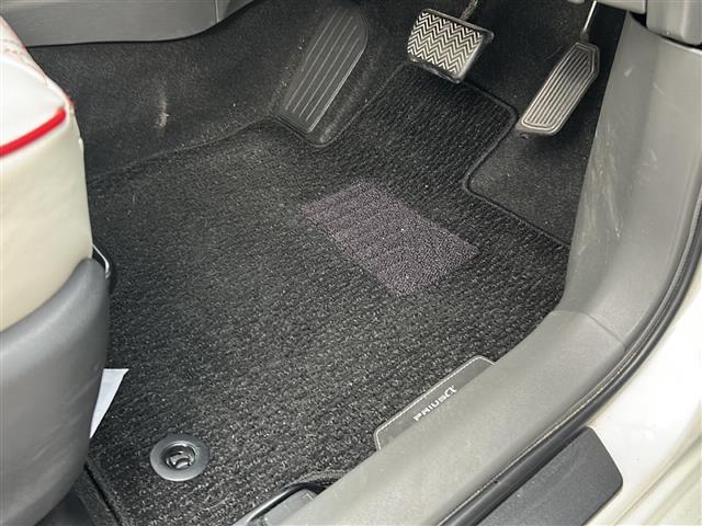 みなさまのお車選びのお手伝いをさせてください！スタッフ一同心よりご来店、お問い合わせをお待ちしております！