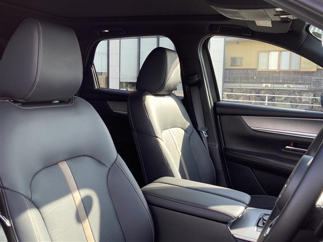 CX-60 XD エクスクルーシブモード 純正12.3型ナビ/フルセグTV/全方位カメラ/BOSEサウンド/パノラマサンルーフ/レザーシート/シートヒーター/エアシート/ステアリングヒーター/パワーシート/電動リアゲート/ドライブレコーダー(22枚目)