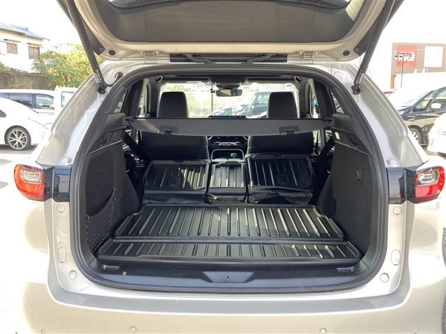 CX-60 XD エクスクルーシブモード 純正12.3型ナビ/フルセグTV/全方位カメラ/BOSEサウンド/パノラマサンルーフ/レザーシート/シートヒーター/エアシート/ステアリングヒーター/パワーシート/電動リアゲート/ドライブレコーダー(25枚目)