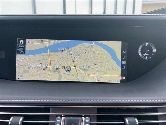 ＬＳ ＬＳ５００ｈ　Ｆスポーツ　サンルーフ／全方位カメラ／ＥＴＣ２．０／禁煙車／クルーズコントロール／レーンキープアシスト／コーナーセンサー／バックカメラ／ドライブレコーダー／ハーフレザーシート／シートヒーター／ステアリングヒーター（6枚目）