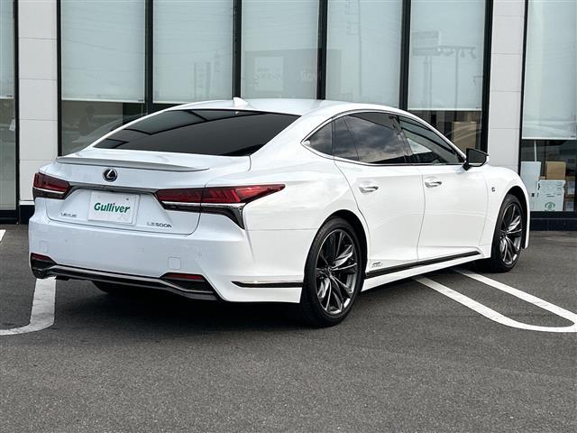 ＬＳ ＬＳ５００ｈ　Ｆスポーツ　サンルーフ／全方位カメラ／ＥＴＣ２．０／禁煙車／クルーズコントロール／レーンキープアシスト／コーナーセンサー／バックカメラ／ドライブレコーダー／ハーフレザーシート／シートヒーター／ステアリングヒーター（38枚目）